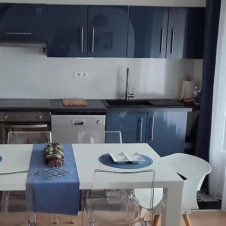 Apartment Quartier Des Emailleurs-t4 Avec Balcon Et Garage Limoges