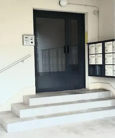 Apartment Quartier Des Emailleurs-t4 Avec Balcon Et Garage